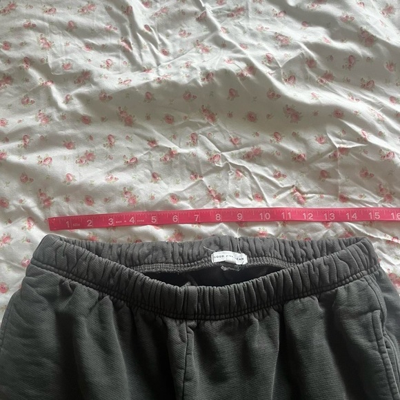 Good American elastic sweatpants - Picture 3 of 4